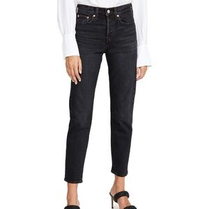 Levi wedgie straight leg black denim